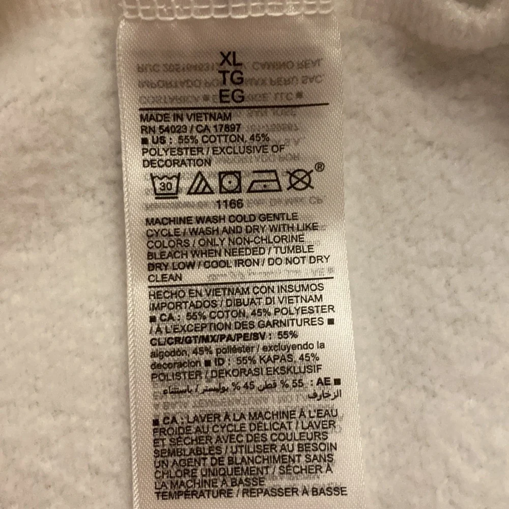 Sweatshirt - Picture 6 of 7